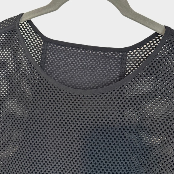 Lululemon Black Mesh Pullover - Picture 5 of 9